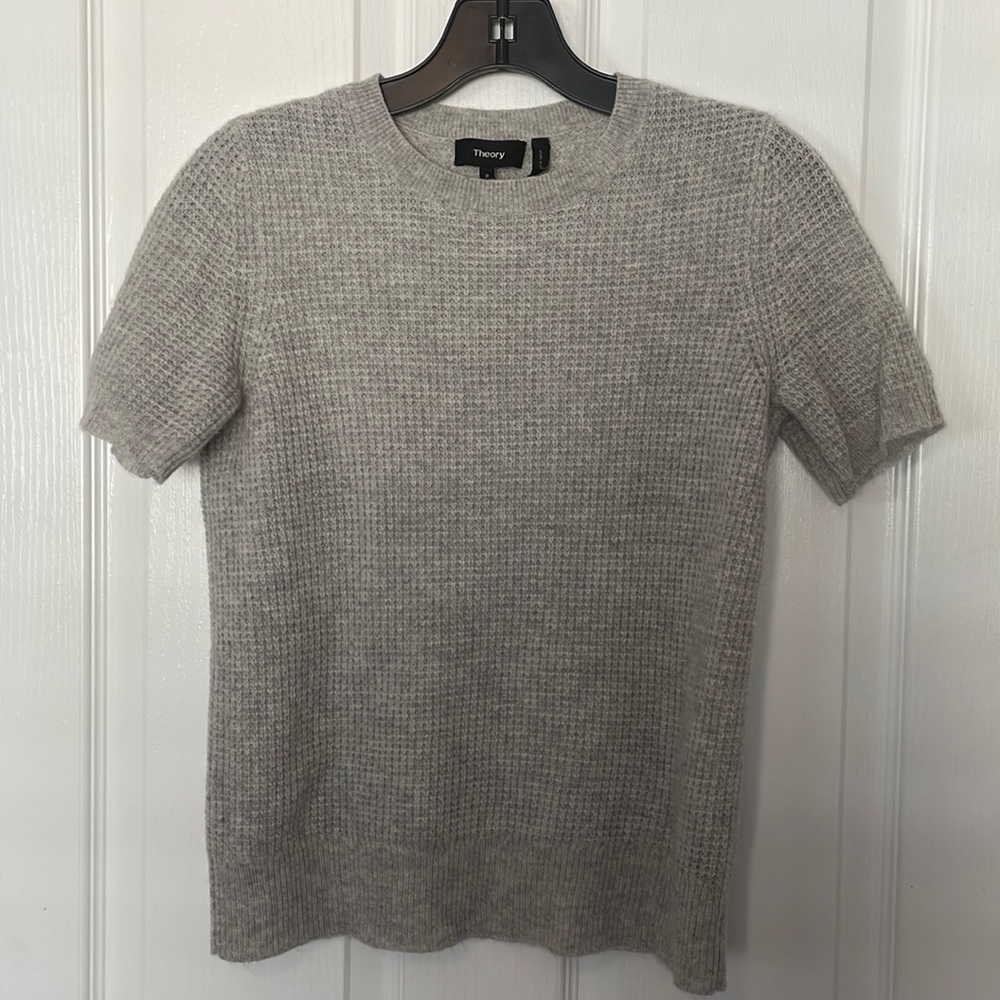 Cashmere short sleeve sweater by Theory